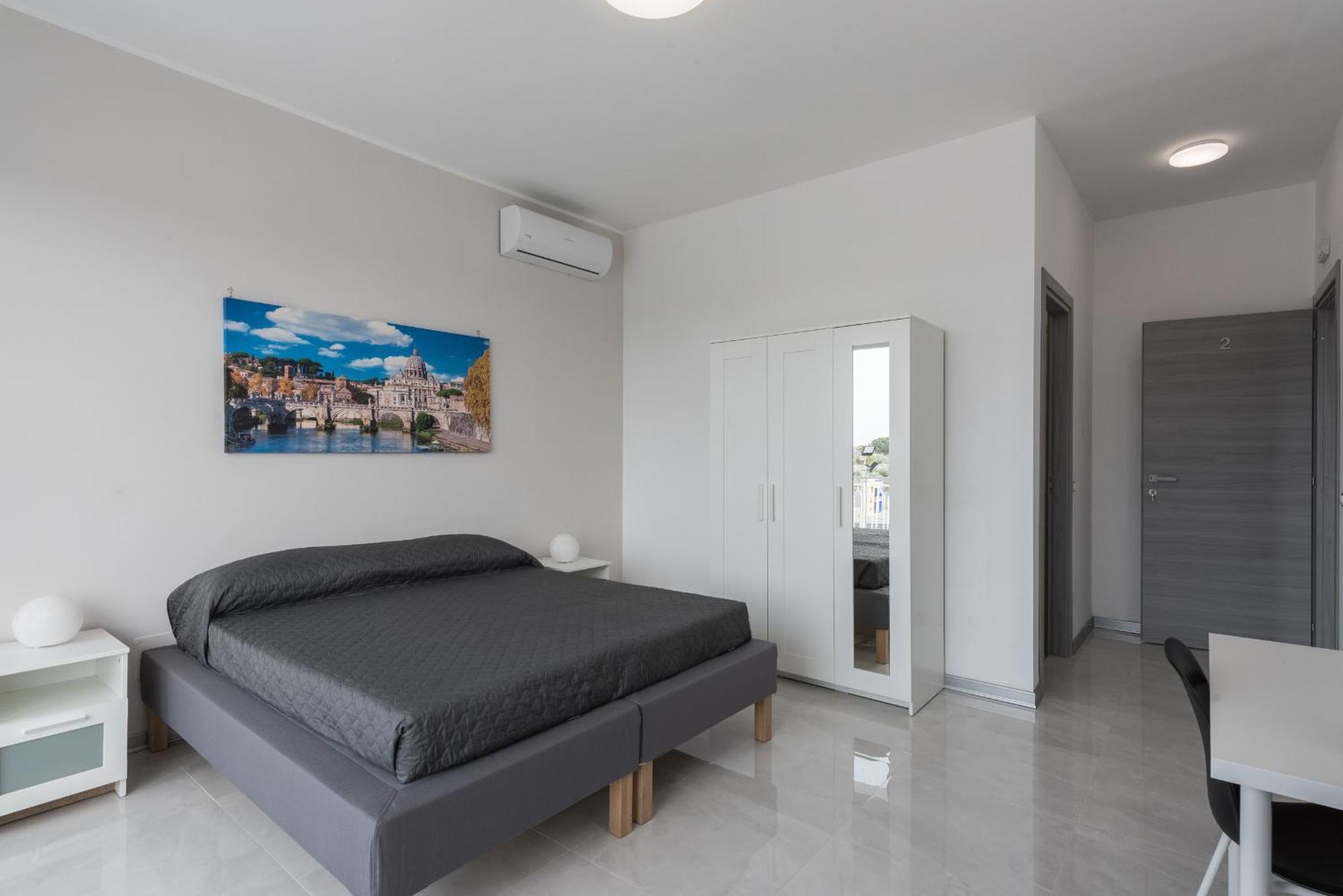Travelershome Ciampino Airport Guesthouse 600M To Airport Eksteriør billede